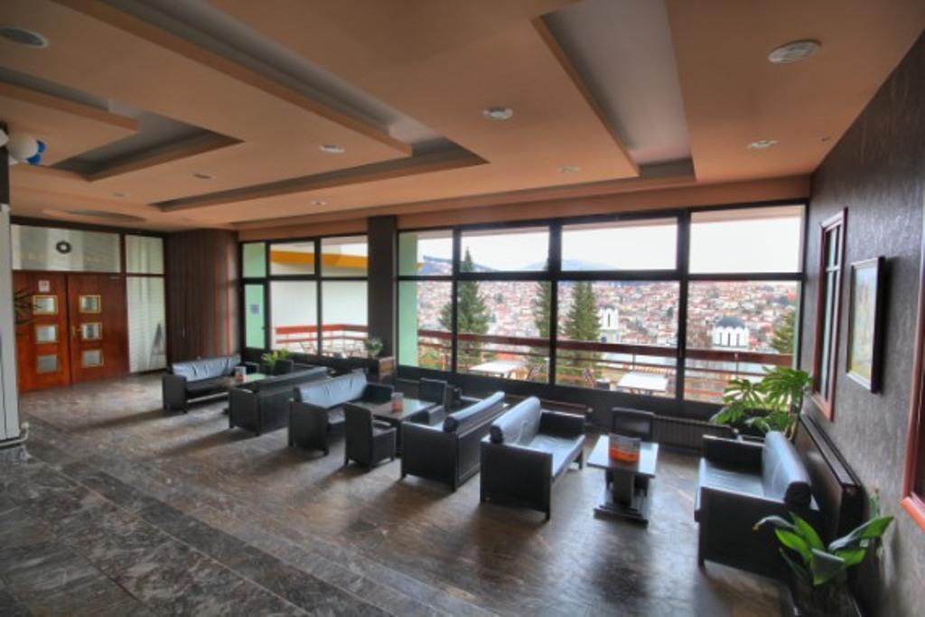 Hotel Montana Palace Kruševo Exterior foto